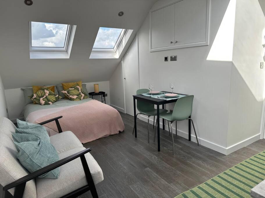 Lovely New Decor Studio - 4 The Southwell Londres Exterior foto